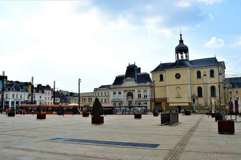 Studio Cocon Ultra Centre Le Mans Exterior foto